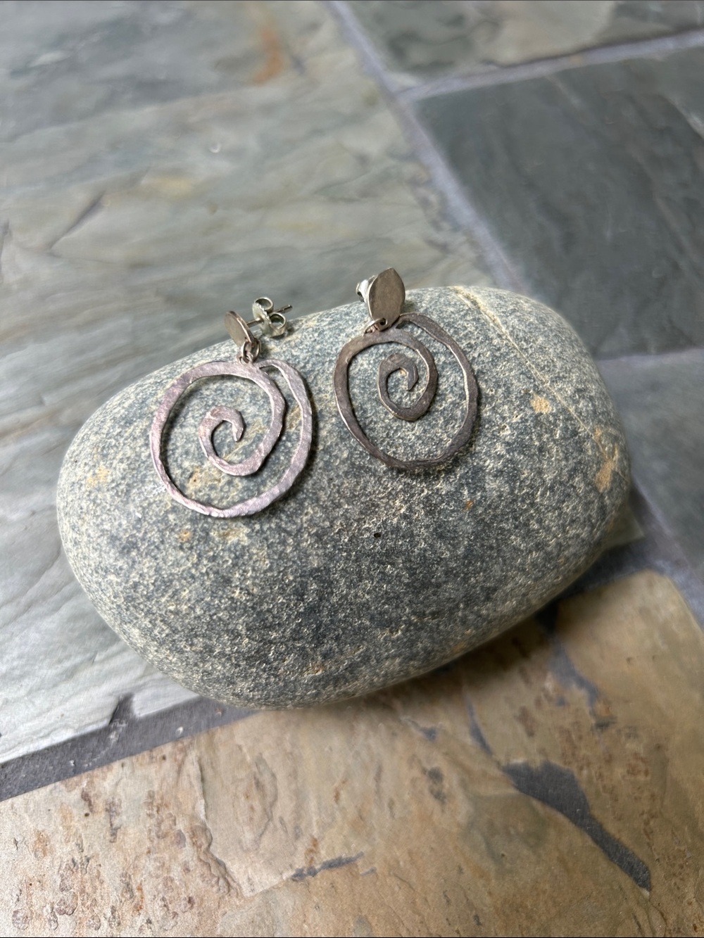 James Avery Retired Sterling Hammered Circle Swirl Light-Weight Spiral Earrings